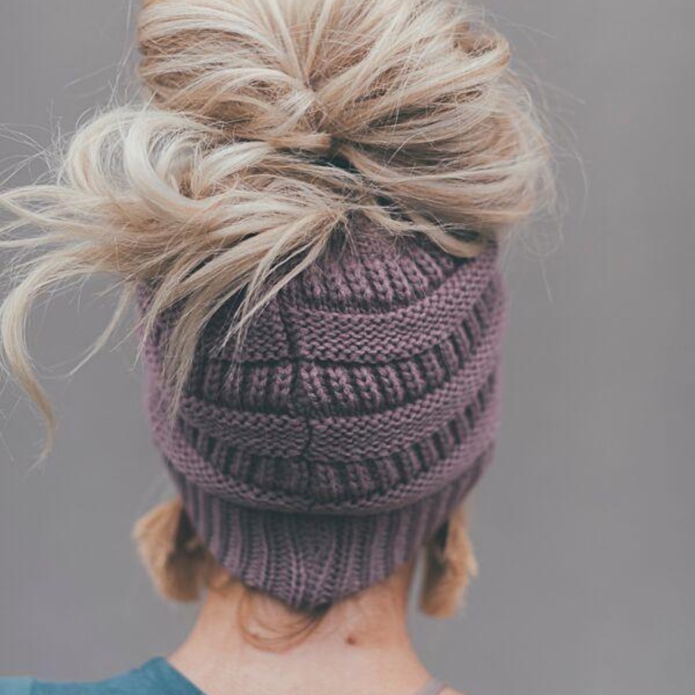 SOLD OUT!!! MINT messy bun ponytail beanie - Picture 6 of 7